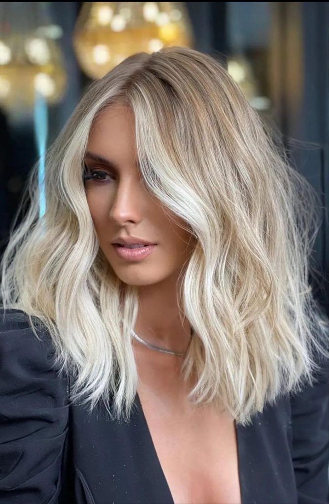 Stunning Shoulder Length Haircuts With Layers For Women In