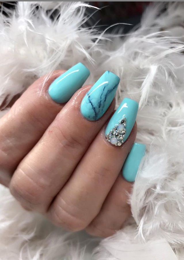 Blue nails with design, Light blue nails, Navy blue nails, Royal blue nails, Acrylic blue nails, blue nails designs, sparkly blue nails, glitter blue nails, pastel blue nails, blue stiletto nails, blue stilleto nails, blue sparkly nails