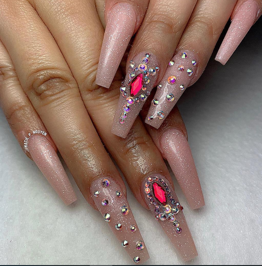 60 Trendy Sparkle Acrylic Coffin Nails Design With Glitters Inspiration ...