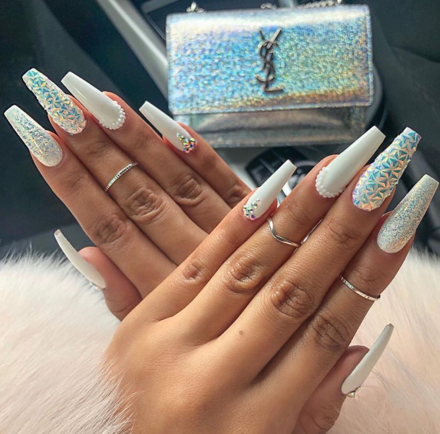 80+ Trendy White Acrylic Nails Designs Ideas To Try - Page 20 of 82