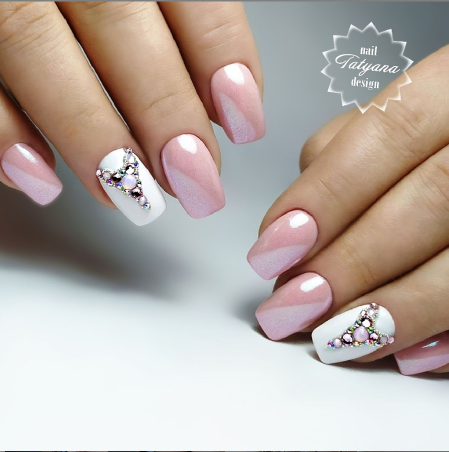 56 Pretty Short Acrylic Nails Ideas That Look Natural For Spring