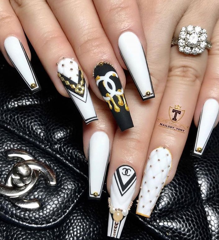 80+ Trendy White Acrylic Nails Designs Ideas To Try - Page 33 of 82 ...