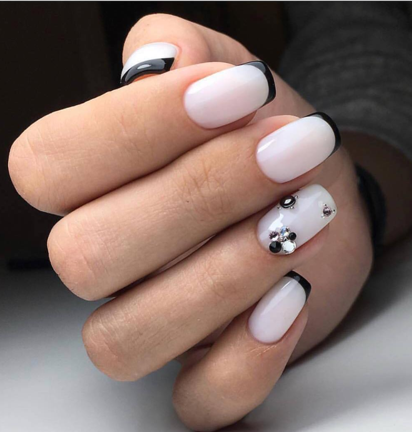 60+ Acrylic Square Nails Design And Color Ideas For Short Nails— White ...