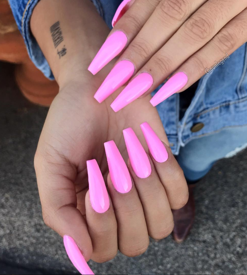 82 Trendy Acrylic Coffin Nails Design For Long Nails For Summer - Page