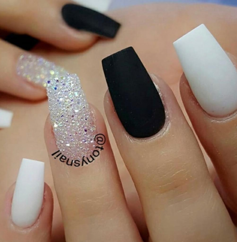 80+ Trendy White Acrylic Nails Designs Ideas To Try - Page 77 of 82 ...