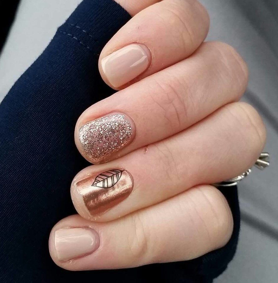 36 Sparkle Glitter Acrylic Nail Designs Ideas For Short Square & Almond Nails