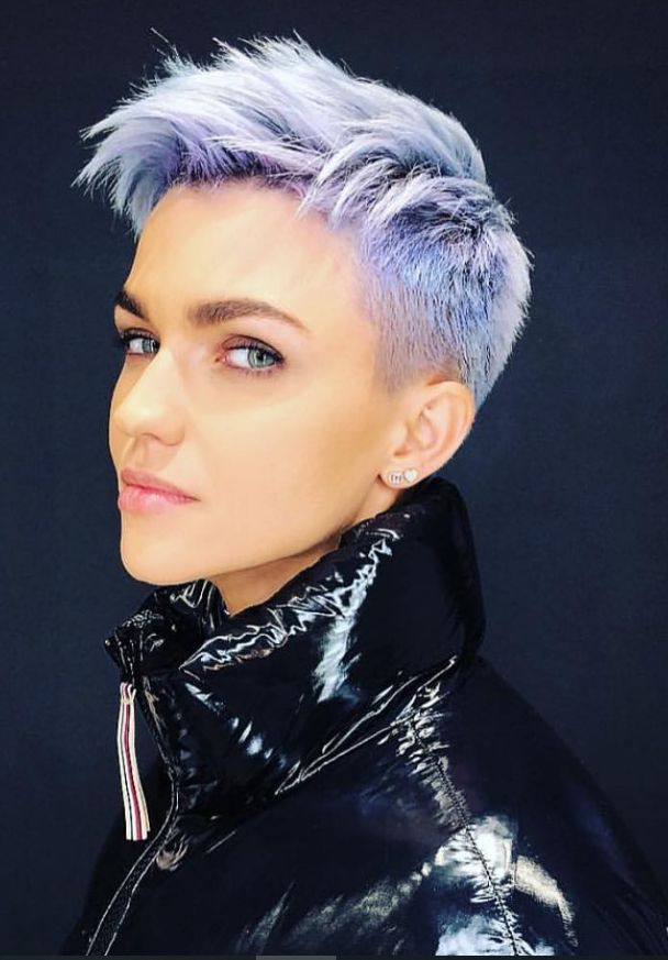 21 Best White Pixie Short Haircuts Ideas To Be Cool