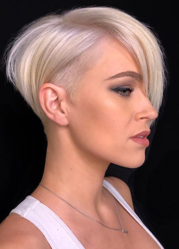 25 Chic Short Bob Haircuts For Cool Summer Hairstyle Page 16 Of 25 Fashionsum