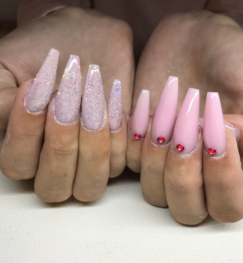 Wow love these acrylic nails designs! #acrylicnailsdesigns 