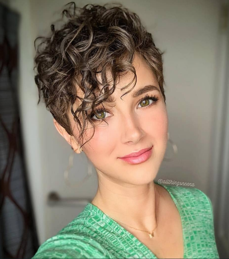 70+ Best Short Pixie Haircut And Color Design For Cool ...