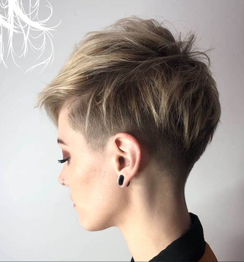 70+ Best Short Pixie Haircut And Color Design For Cool Woman