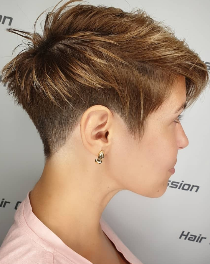 60 Cool Short Pixie Haircut And Hair Style Ideas For Woman Page 2 of 60