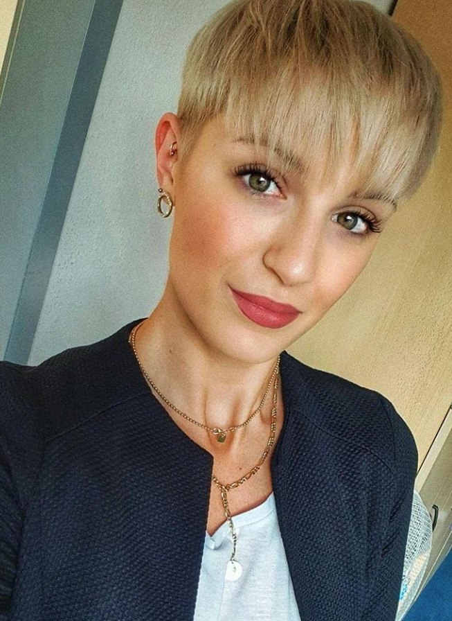 56 Stylish Short Hair Style For Female Short Pixie Haircut Page 30 Of 56 Fashionsum 