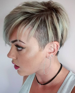 20 Best Short Haircuts For Fall - Page 14 of 20 - Fashionsum