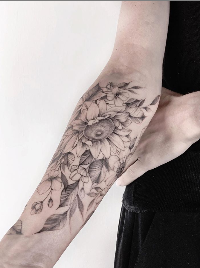 23 Beautiful Floral Tattoo Ideas For Woman - Page 16 of 23 - Fashionsum
