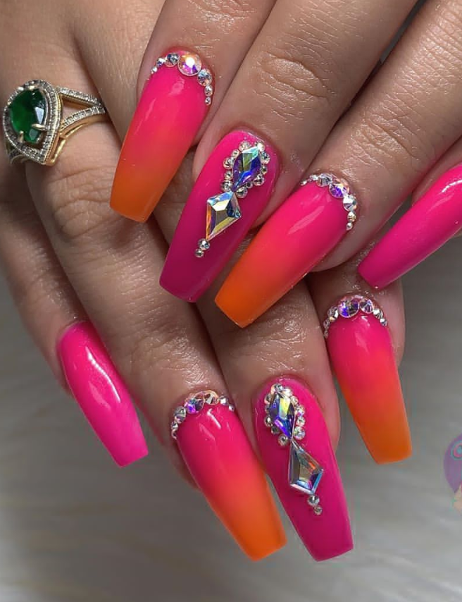 48 Elegant Acrylic Coffin Nails With Bling Rhinestones Design For ...