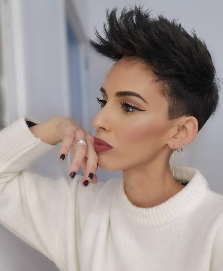 20 Pretty Short Pixie Haircuts For Thick Hair In 2020