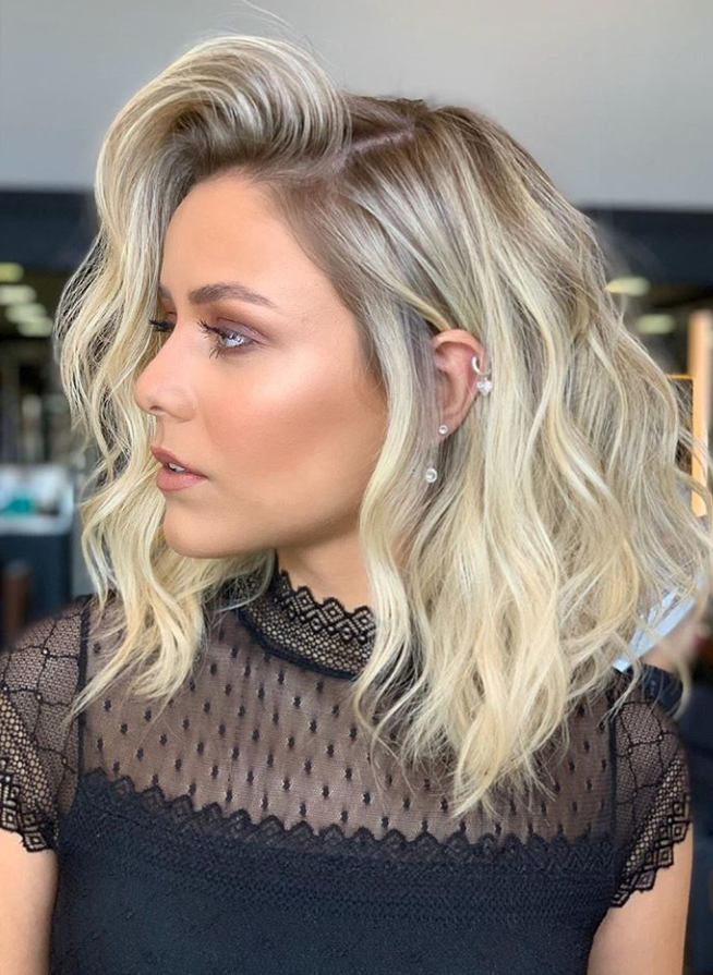 21 Splendid Medium Length Hairstyles For Thick Hair Page 4 Of 5  21 Splendid Medium Length Hairstyles For Thick Hair Page 4 Of 5