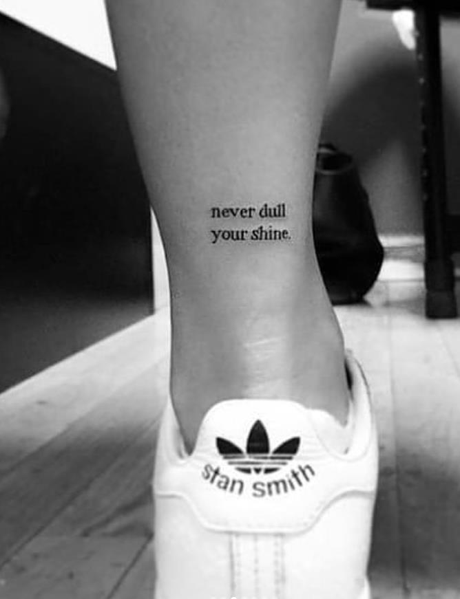 30 Beautigul Tiny Foot Tattoo Design For Your First Tattoo Placement For Woman