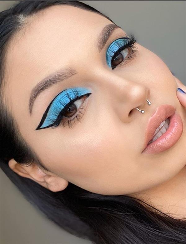 Creative Colored Eye Liner Makeup Looks By Eye shadow Palette - Latest ...