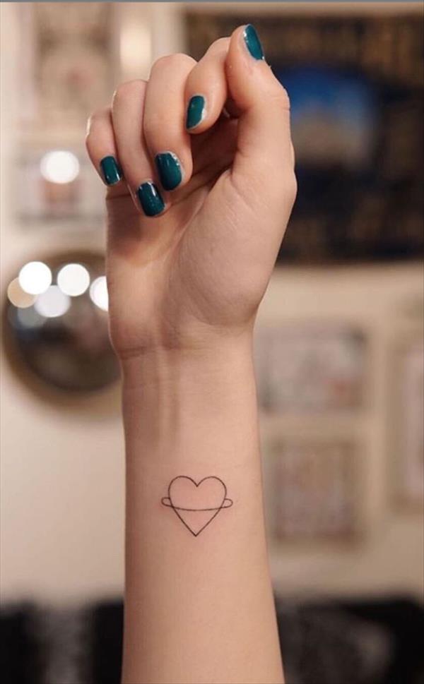 24 Simple Small Heart Tattoo Design For Woman On Valentine S Day To   18 1 