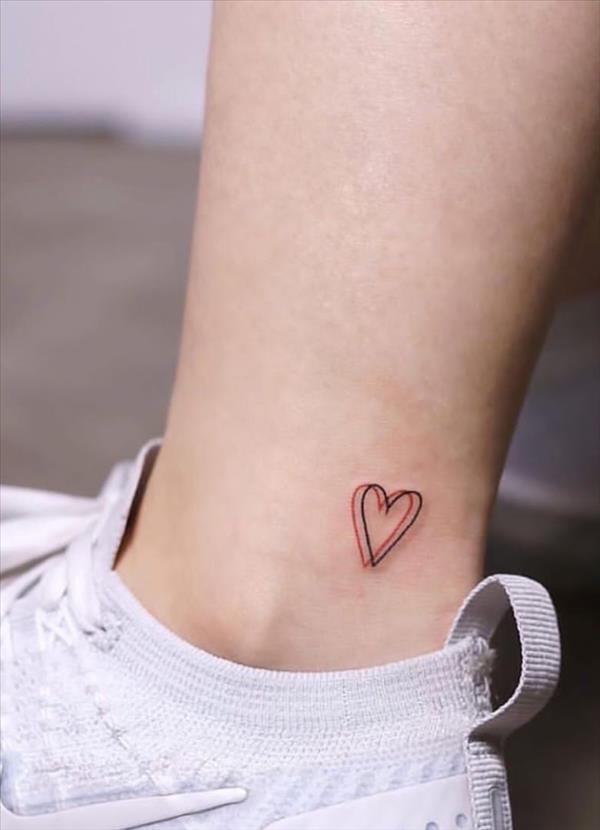 24 Simple Small Heart Tattoo Design For Woman On Valentine's Day To