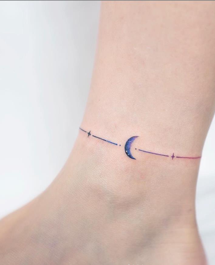 30 Beautigul Tiny Foot Tattoo Design For Your First Tattoo Placement For Woman