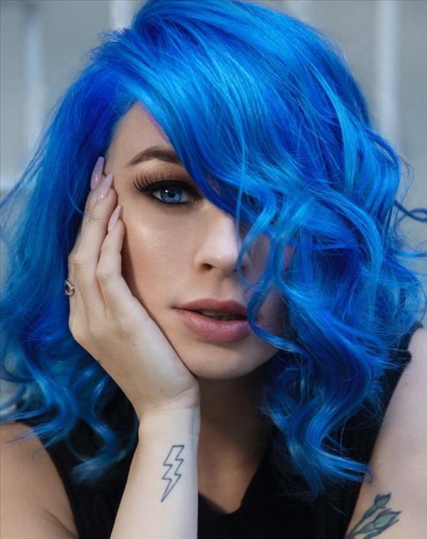 13 Gorgeous Blue Hair Color And Hairstyle Design Ideas - Fashionsum