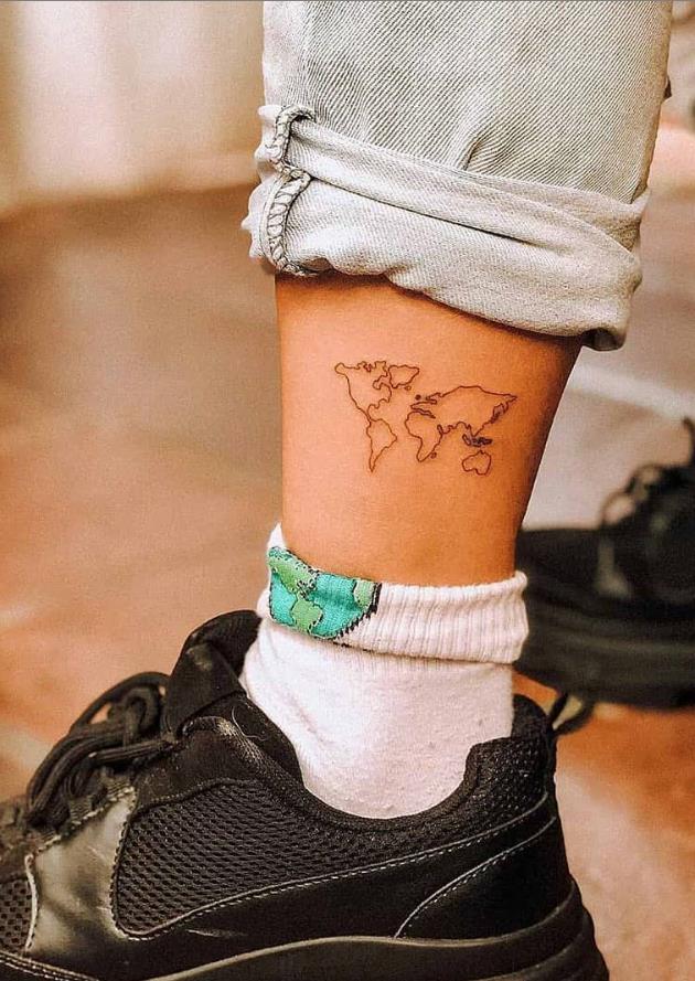 30 Beautigul Tiny Foot Tattoo Design For Your First Tattoo Placement For Woman