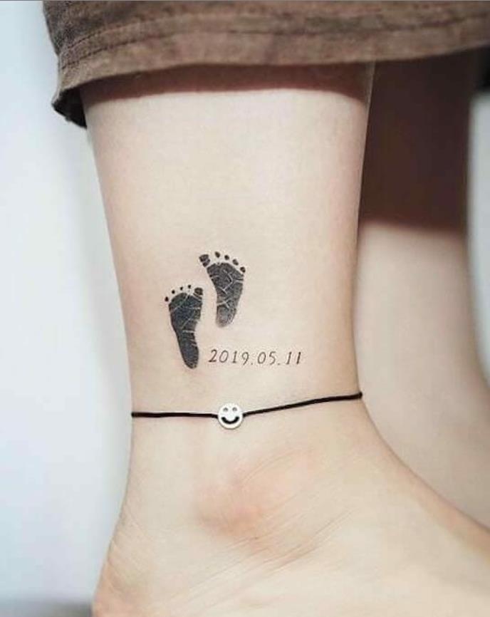 30 Beautigul Tiny Foot Tattoo Design For Your First Tattoo Placement For Woman