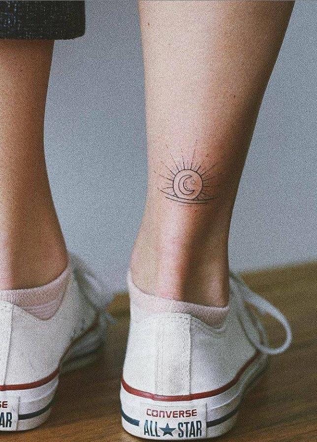 30 Beautigul Tiny Foot Tattoo Design For Your First Tattoo Placement For Woman