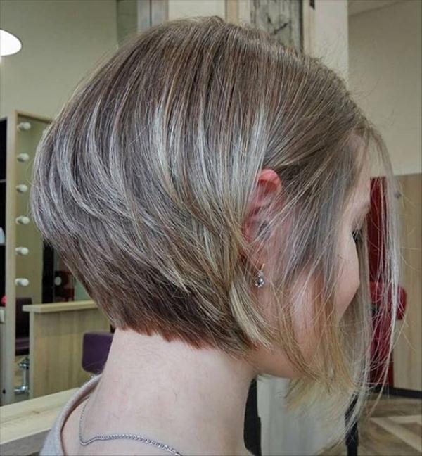 Prediction Of Short Hair In 2020 Short Bob Hair Latest Fashion Trends For Woman