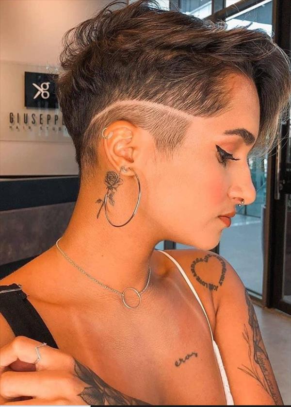 40 Chic Female Short hairstyle design to be cool !