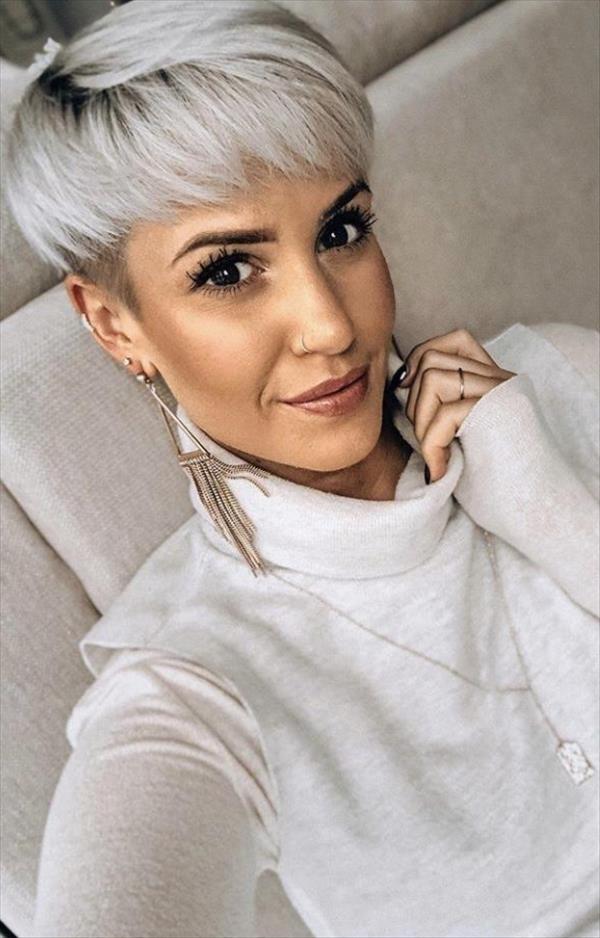 40 Chic Female Short hairstyle design to be cool !