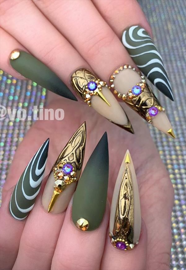 25 Beautiful Acrylic Stiletto Nails Design Ideas 2020 - Fashionsum