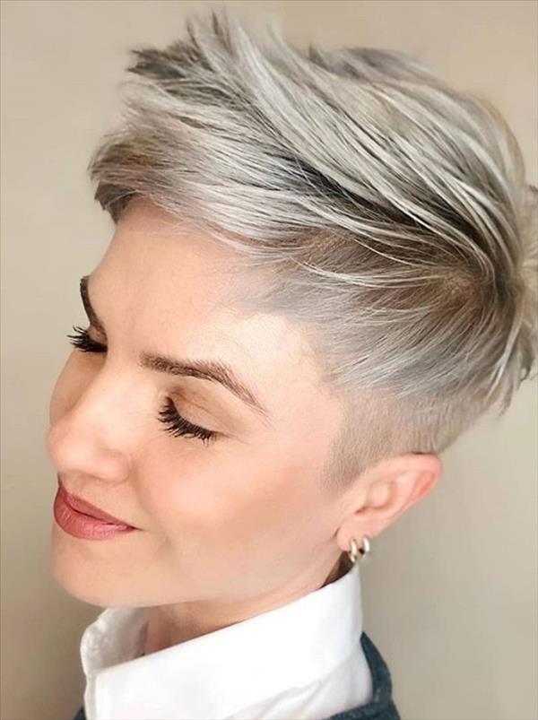 40 Chic Female Short hairstyle design to be cool !