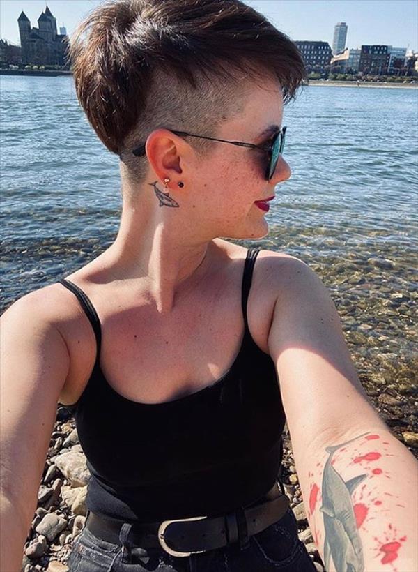 40 Hot Women Hairstyle To Rock Buzzcut Hair Idos And Short Shaved Hair