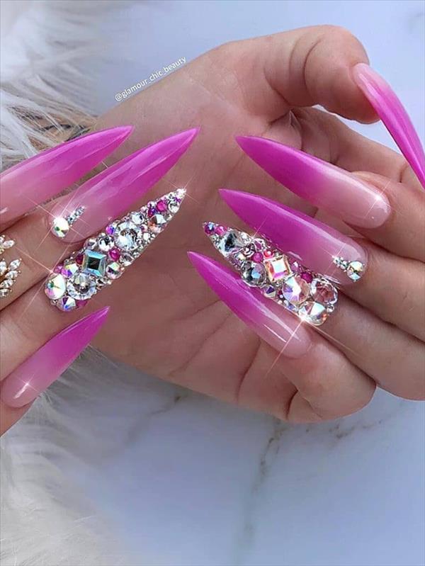 25 Beautiful Acrylic Stiletto Nails Design Ideas 2020 - Fashionsum