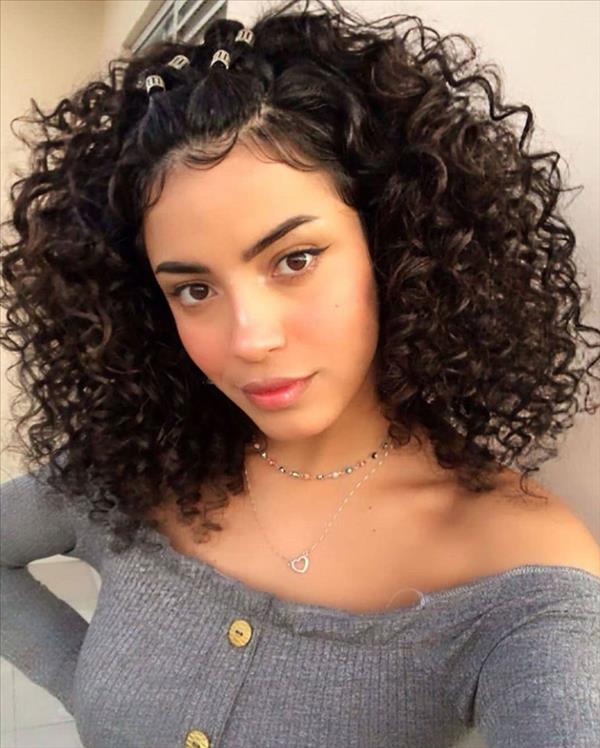 20 Sexy Curly Hairstyle For White Girls 2020 Fashionsum