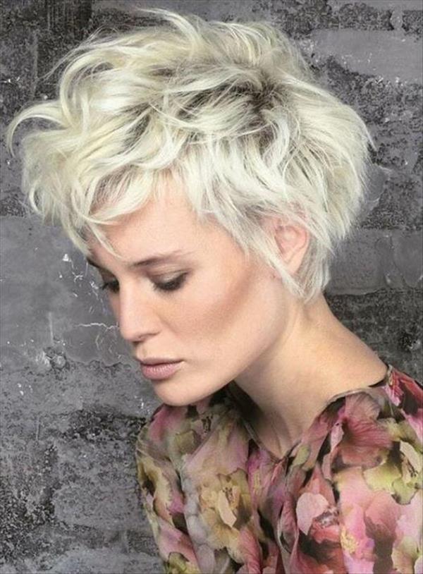 The fashion short pixie hair and how to protect your hair