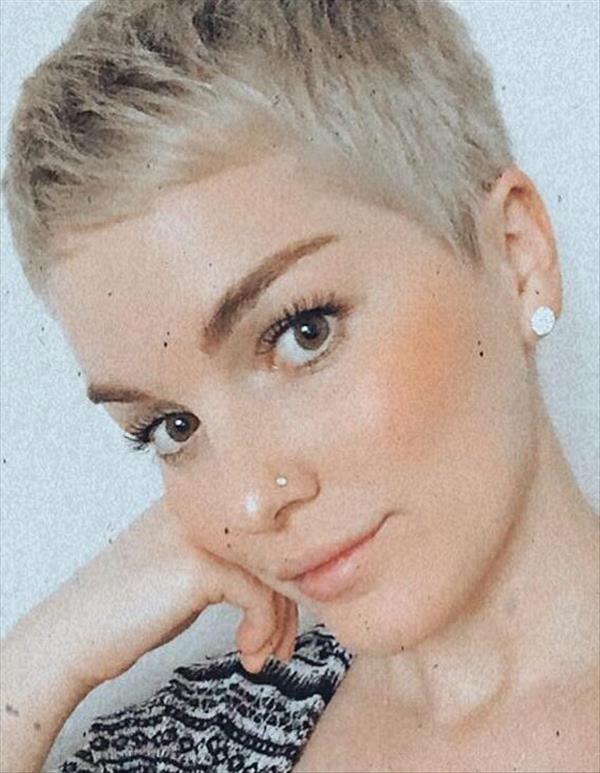 The fashion short pixie hair and how to protect your hair