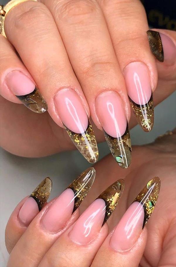 52 Pretty Short Almond Nails Make You Excited This Summer - Fashionsum