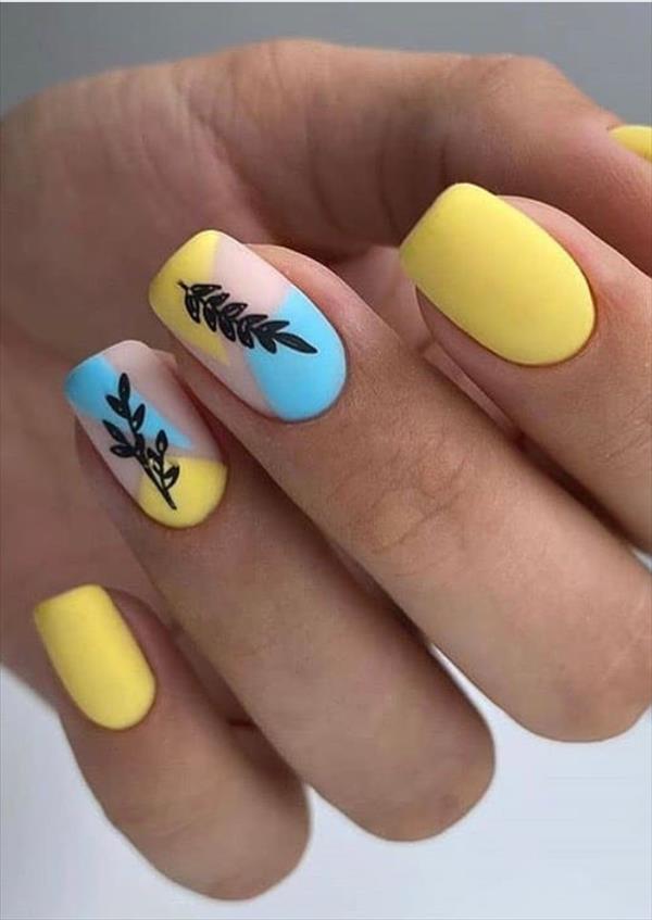 yellow nail ideas for short nails