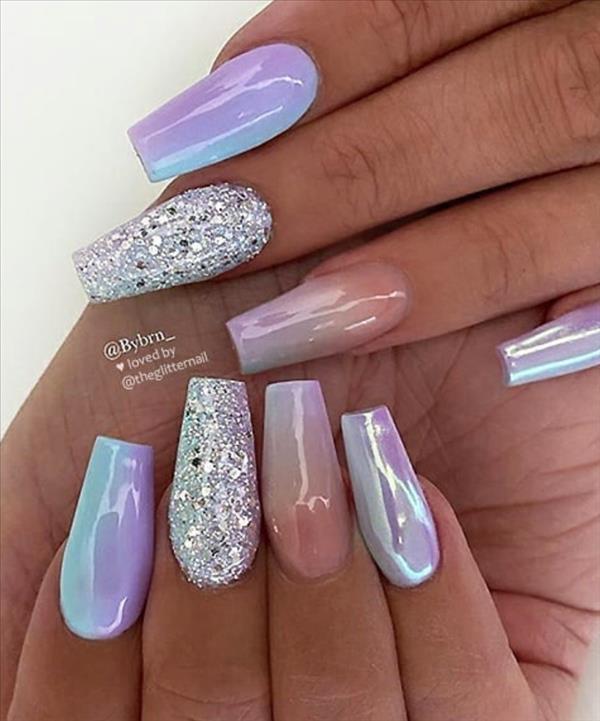 Japanese trend: Ballet manicure or acrylic coffin nails design come ...