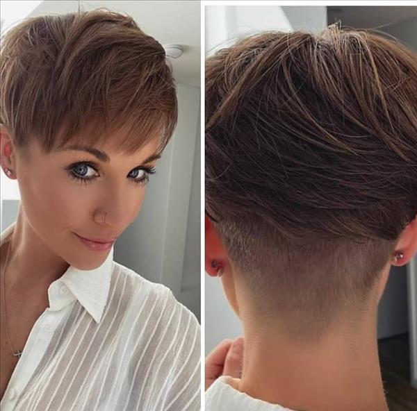 The most fashionable woman short hairstyle for age reduction in 2020