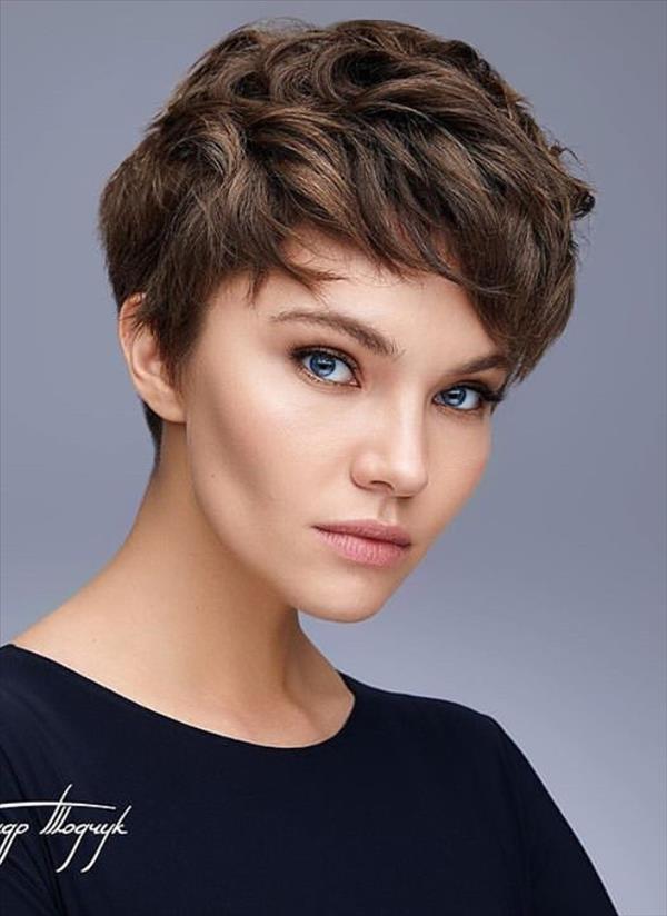 30 Trendy woman super short haircut ideas in 2020 - Mycozylive.com