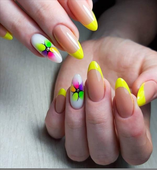 Nails design |Pretty nude short nails ，The most suitable nail art for ...