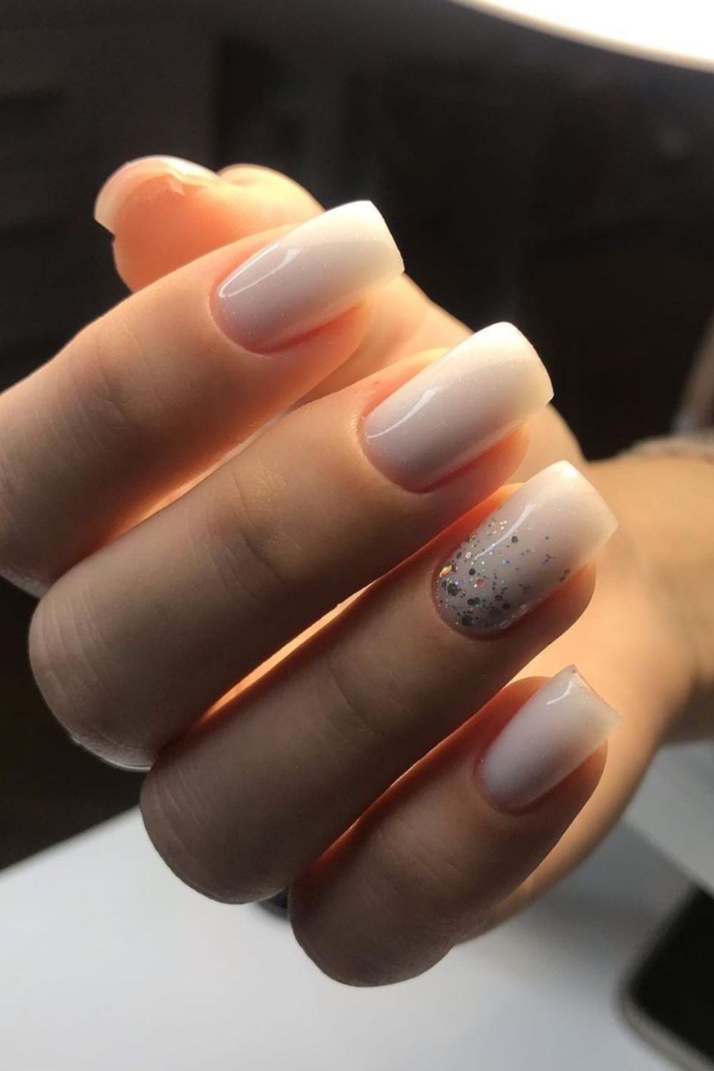 Glitter short square nails for winter nail ideas 2021