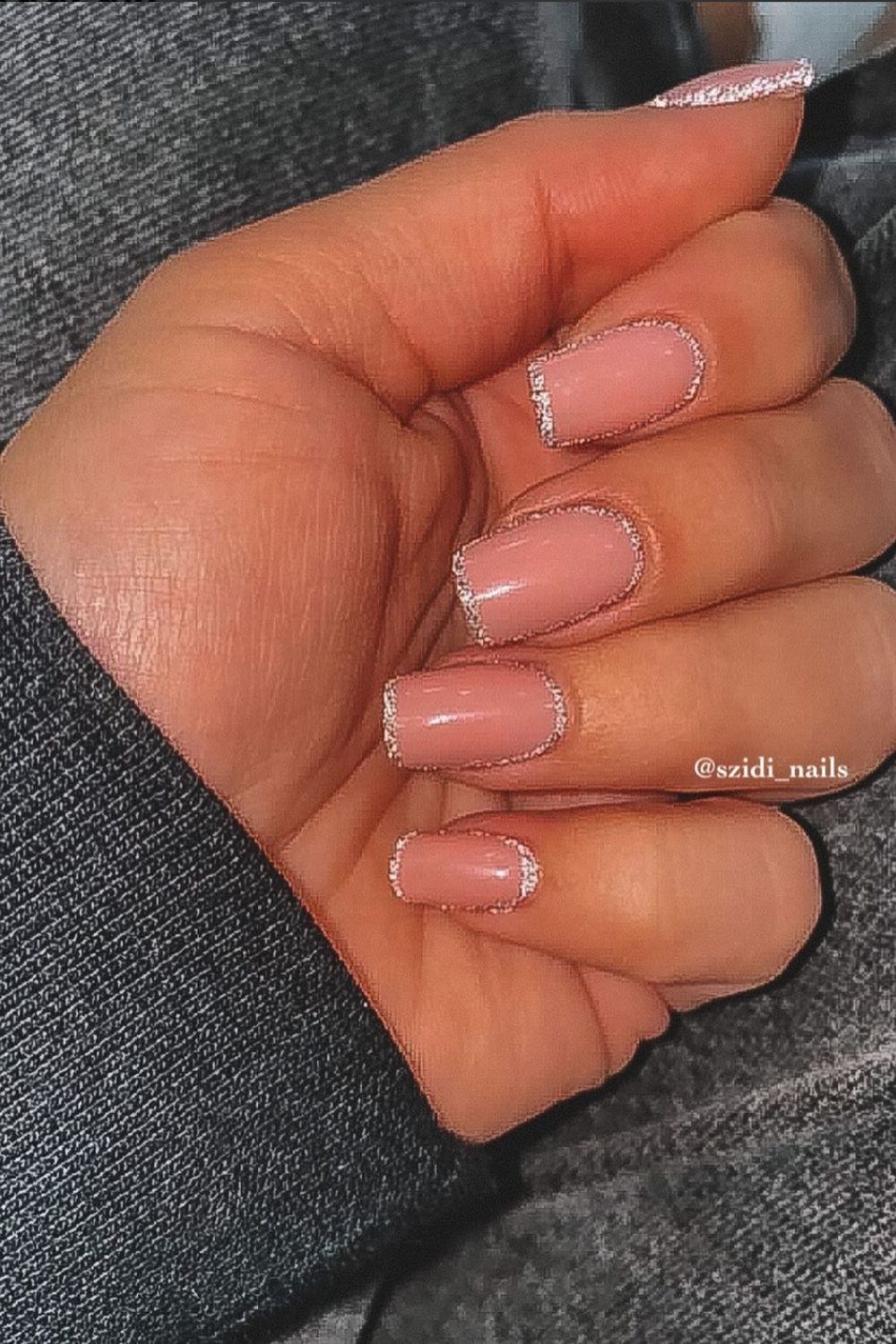 Glitter short square nails for winter nail ideas 2021