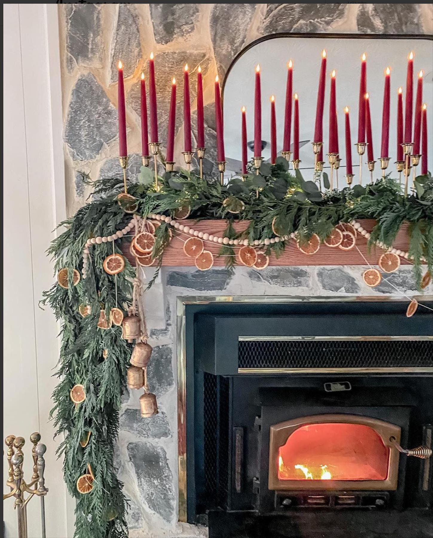 30 Cozy Christmas fireplace decor ideas to Warm Your Holiday